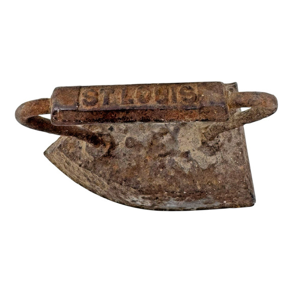 Antique Cast Iron Sad Iron ST. LOUIS Rustic Primitive Doorstop 6lb13oz 6.25” - Picture 6 of 11